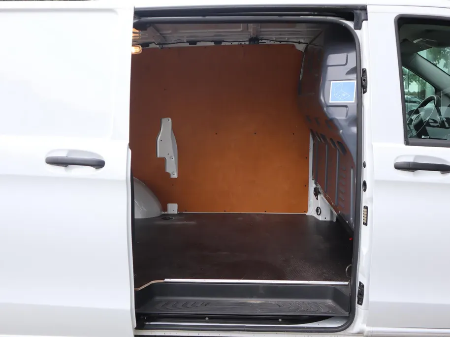 Mercedes-Benz eVito eVito 112 L2 60 kWh 280km WLTP