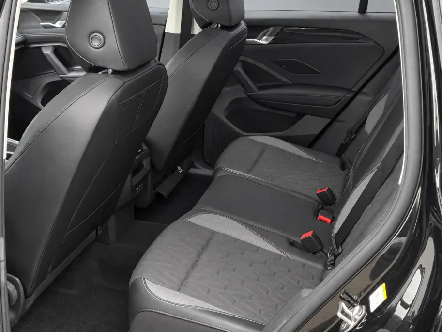 Volkswagen Tiguan 1.5 eTSI 130pk DSG Life Edition · 360 Camera · Wegklapbare Trekhaak · Apple/Android Car Play · Stoel-& Stuurverwarming · 18'' Inch ·