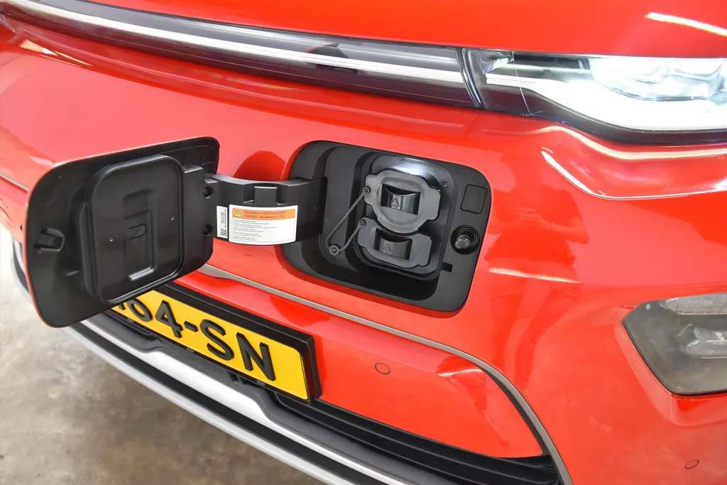 Kia e-Soul 64kWh ExecutiveLine I SOH 100% I TREKHAAK