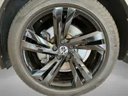 Volkswagen Tiguan 1.4TSIeHybrid 180kW/245PK R-Line Black Style · Dodehoeksensoren ·  Navigatie · Parkeersensoren · Apple/Android Car Play ·