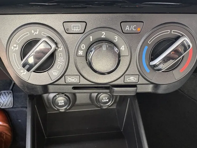Suzuki Swift 1.2 Select Smart Hybrid | Stoelverwarming