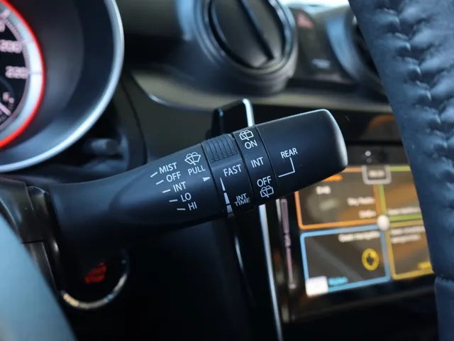 Suzuki Swift 1.2 Style Smart Hybrid | Navigatie | Stoelverwarming