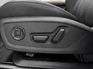 Audi Q6 e-tron edition 83 kWh 252pk · SOH 96,3% · Panoramadak · 360 Camera · Inklap. Trekhaak ·  Luchtvering · Stuur- & Stoelverwarming · Apple/Android Car Play · Garantie t/m 13-07-2030 of 100.000km