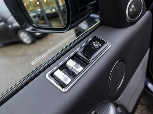 Land Rover Range Rover Sport 2.0 P400e HSE Dynamic