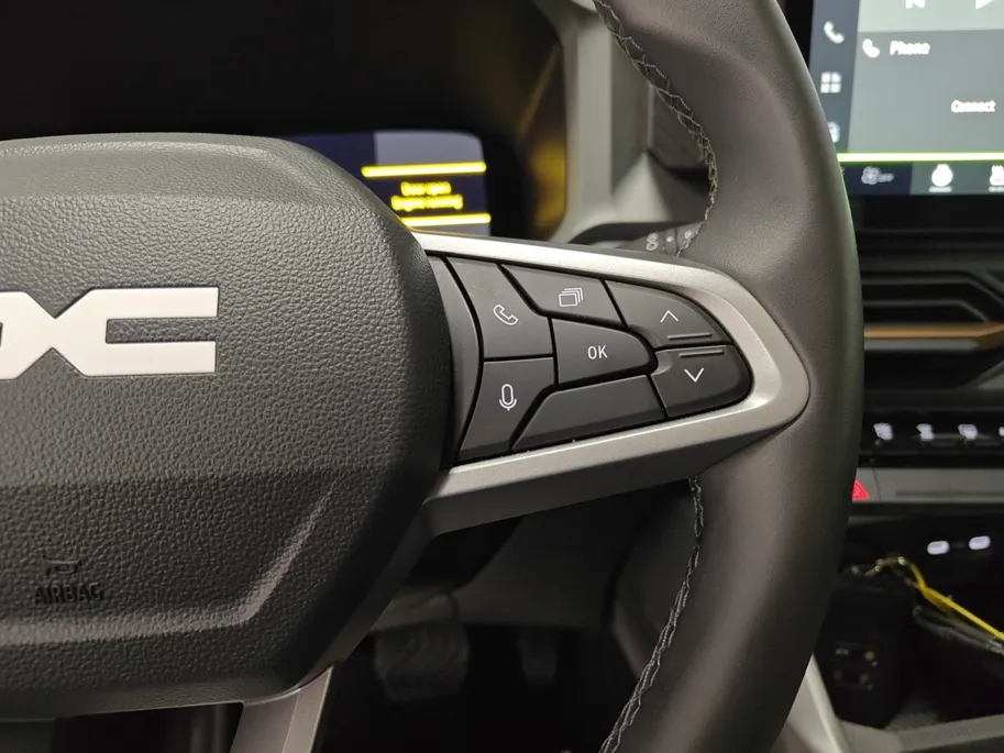 Dacia Bigster 1.8 Hybrid 155 Extreme AUTOMAAT NAVI AIRCO CAMERA CRUISE CONTROLE STOELVERWARMING SCHUIFKANTELDAK APPLE CARPLAY ANDROID AUTO DEALER ONDERHOUDEN ZEER MOOIE AUTO