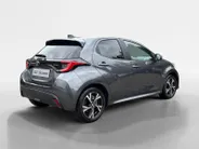 Toyota Yaris 1.5 Hybrid 115 Dynamic | CAMERA | LICHTMETAAL | ADAPT. CRUISE | NIEUW! |