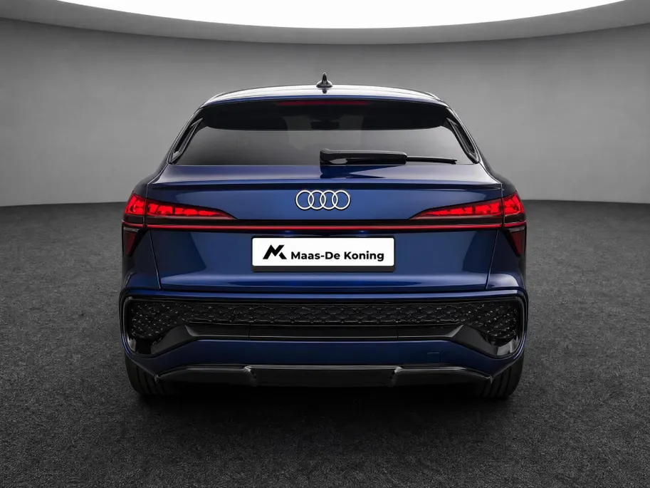 Audi Q3 Sportback 1.5 TFSI e-hybrid S edition 272 PK · Matrix LED koplampen · OLED achterlichten · Tech pakket Pro