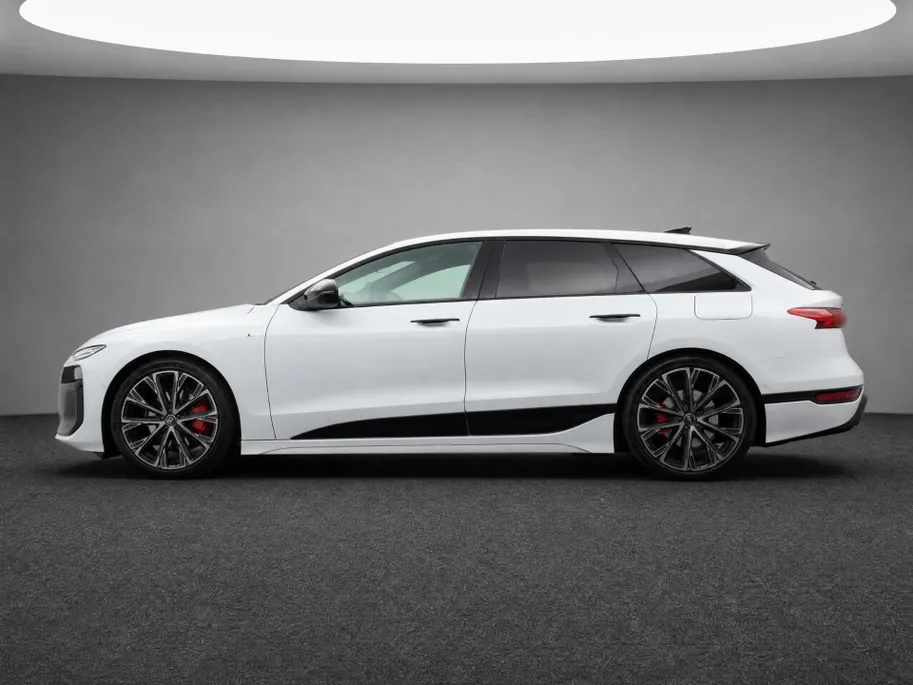 Audi A6 e-tron S edition 83 kWh 286 PK · Tech Pro · 21' LM Velgen · Bang & Olufsen Sound · Panorama-glasdak · Privacy glas · Head up display · Luchtvering · Servosluiting