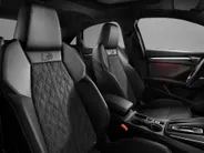 Audi A3 Limousine 35 TFSI S edition 150 PK · Tech plus · Glazen panoramadak · 19' inch Audi sport velgen 5-dubbelspaak-edge anthracietzwart glansgedraaid