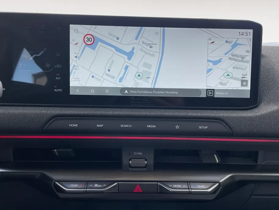 Kia EV2 Plus Advanced 42.2 kWh | DEMO | Direct Leverbaar! | 308 km actieradius | Harman Kardon Geluidssysteem | Schuif/Kantel dak | Ambient Lighting | 18' Lichtmetaal | Fabrieksgarantie |