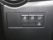 Mazda 2 1.5 Skyactiv-G GT-M | Trekhaak | Camera | Stoelverwarming | 16' LM | Navi | Cruise | Clima | Dodehoek detectie | LED | HUD |