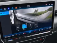 Volkswagen ID.7 Tourer Pro 77 kWh 210kW/286PK · Trekhaak · Navigatie · 360°Camera + parkeersensoren · Garantie t/m 17-10-2027