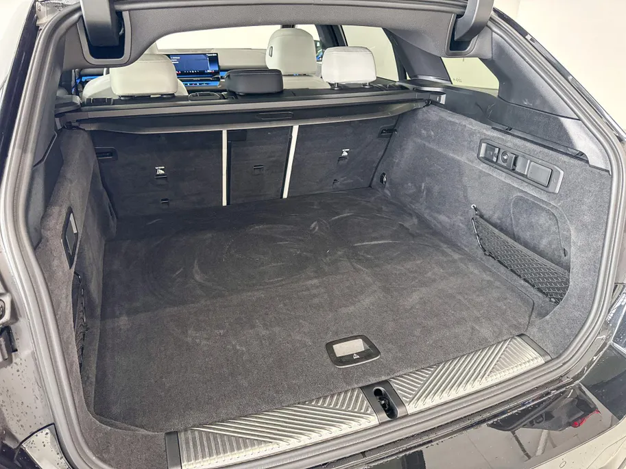 BMW i5 Touring eDrive40 Innovation Pack M Sportpakket Pro