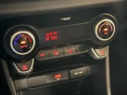 Kia Picanto 67PK DPi DynamicPlusLine | 1e eigenaar | Navi | Camera | Climate Control | Privacy Glass | Apple CarPlay/Android Auto | Lichtmetalen Velgen | Keyless | Cruise Control |