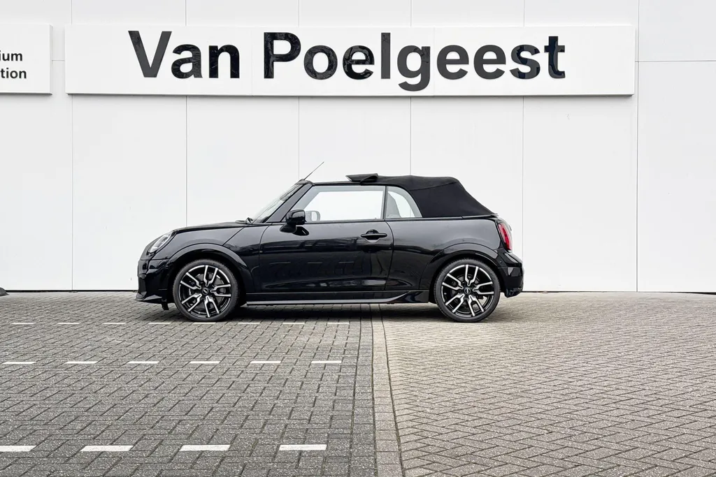 MINI Cooper Cabrio 2.0 Cooper C John Cooper Works Pakket XL