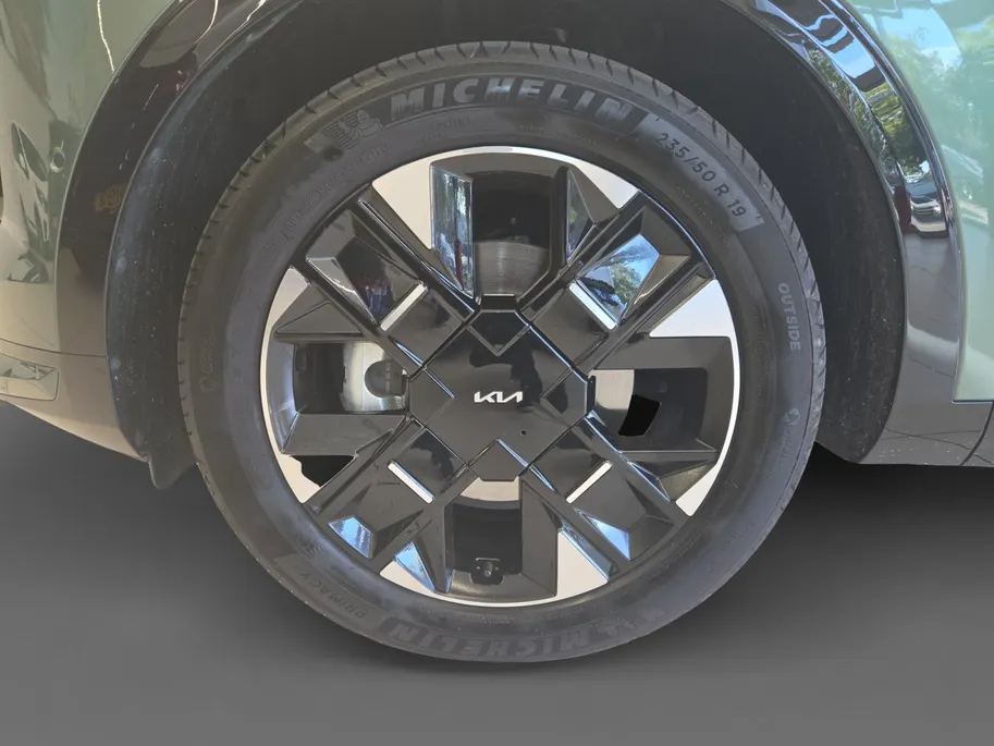 Kia Sportage 1.6 T-GDi Plug-in Hybrid GT-PlusLine | Airco | Navi | Camera | LM Velgen | PANORAMADAK | TREKHAAK |
