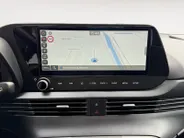 Hyundai Bayon 1.0 T-GDI Comfort 101PK | Navigatie | Achteruitrijcamera | Parkeersensoren achter | Apple Carplay & Android auto | Airco |