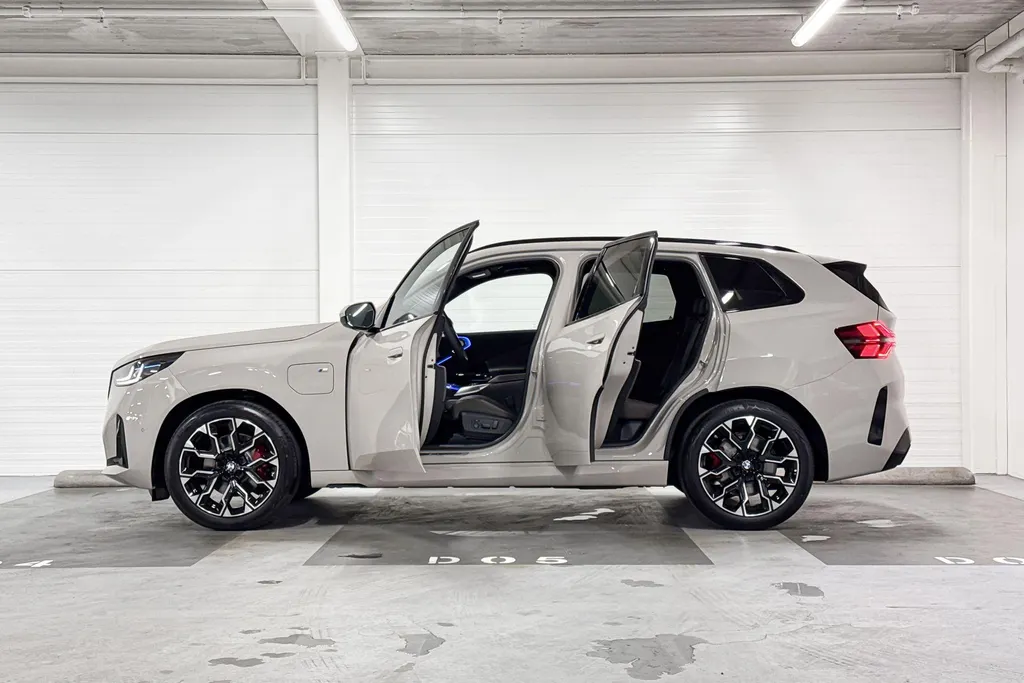 BMW X3 xDrive30e