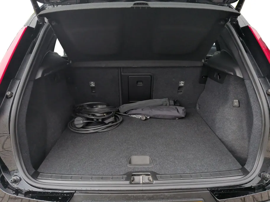 Volvo XC40 1.5 T4 Recharge Inscription Hybride| Perfecte staat! | Climate | Navigatie | Carplay  enzo. Snel rijden en inclusief standaard 12 maanden garantie!
