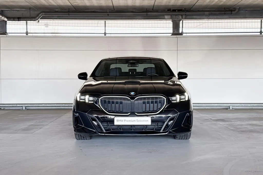 BMW 5 Serie Sedan 520i M-Sport Pro