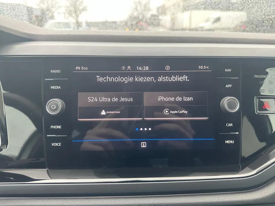Volkswagen Taigo 1.0 TSI R-Line Edition | AUTOMAAT | CAMERA | APPLE CAR PLAY ANDROID AUTO | Cruise | DAB |