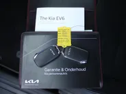 Kia EV6 Plus 77.4 kWh | Stuur-/stoelverwarming + ventilatie | Elektr. stoelverstelling + achterklep | Warmtepomp | 19" LM | Camera | LED |