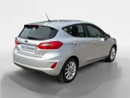 Ford Fiesta 1.0 EcoBoost Titanium | 1e Eigenaar | NL-Auto | Nieuwe distributieriem | Camera | Adaptive Cruisecontrol | Voorruitverwarming | B&O Audio | Navigatie | Apple Carplay&Android Auto | Climate Control | Dealer onderhouden |