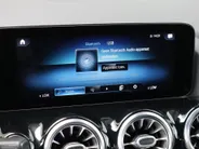 Mercedes-Benz GLA 200 Business Solution AMG l Trekhaak l Stoelverwarming l Memory