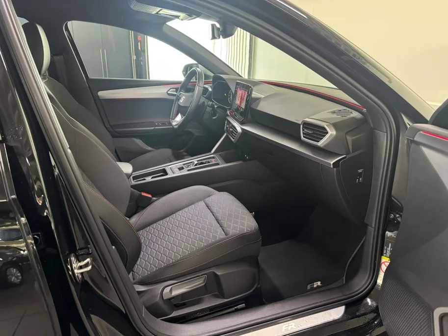 SEAT Leon 1.0 eTSI 7-DSG FR Business Intense 18'' LMV / STOEL + STUUR VERW. / KEYLESS /