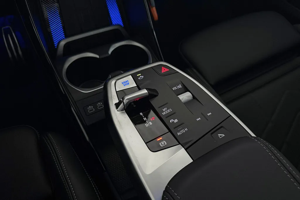 BMW iX1 eDrive20 67 kWh M Sport Edition