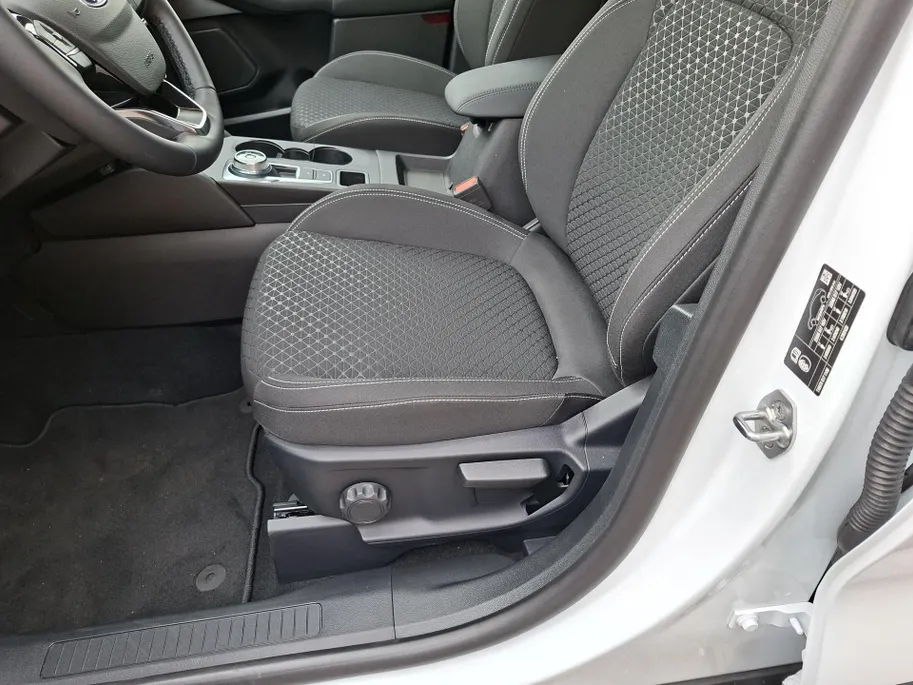 Ford Kuga 2.5 PHEV Titanium Trekhaak!