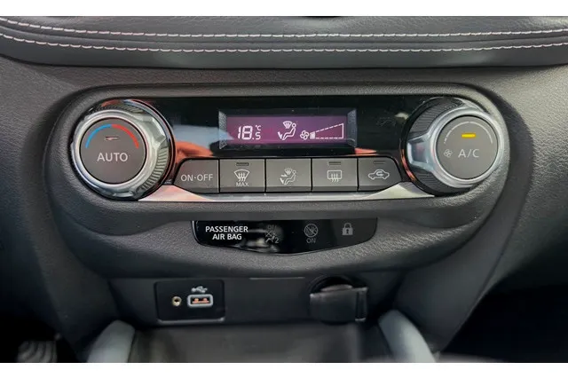 Nissan Juke 1.0 114PK DIG-Turbo N-Connecta - Camera - Android Auto & Apple CarPlay
