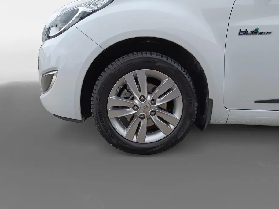 Hyundai ix20 1.4i Go! | Navigatie | Parkeercamera | Airco |