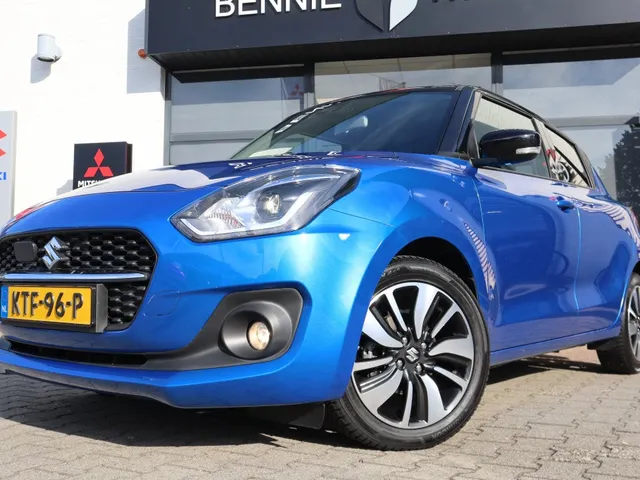 Suzuki Swift 1.2 Style Hybrid Automaat | Carplay | Keyless | AdaptiveCruise | AllSeasons