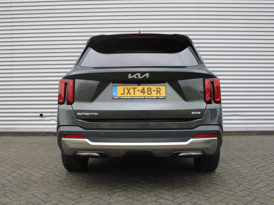 Kia Sorento 1.6 T-GDi Plug-in Hybrid 4WD ExecutiveLine 7p | Stuur-/stoelverwarming + ventilatie | Schuifdak | Leer | 360 Camera | Elek. stoelverst. | HUD | LED | 19' LM |