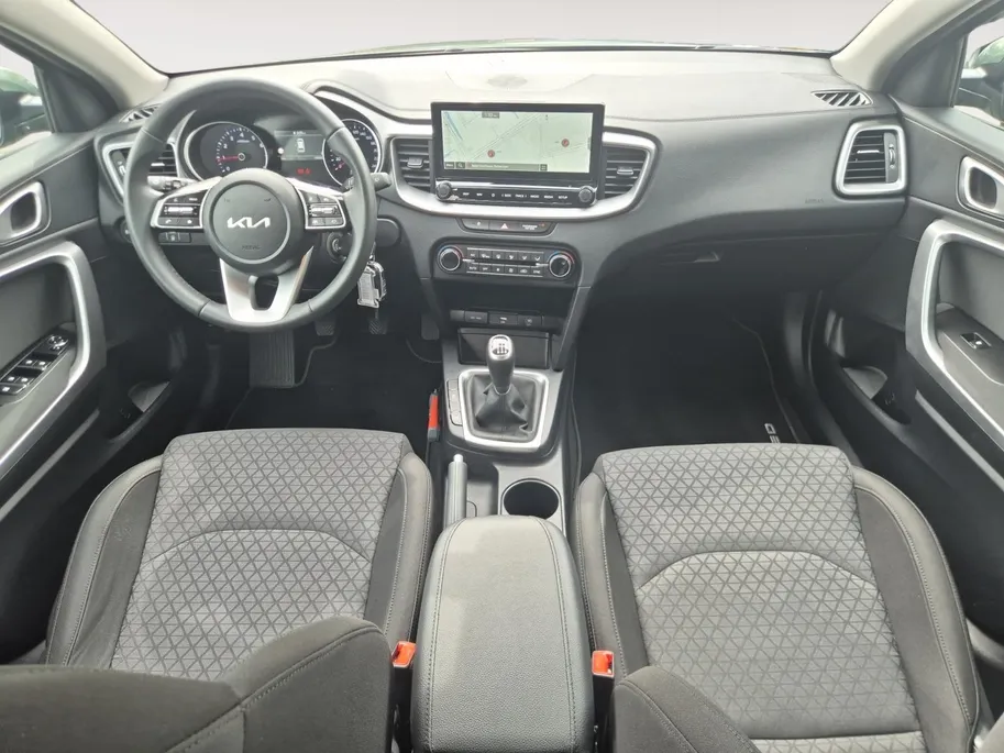 Kia Ceed Sportswagon 1.0 T-GDi ComfortLine | Cruise Control | Climate Control | Camera | Navigatie | Apple Carplay/Android Auto | Parkeersensoren | LM Velgen |