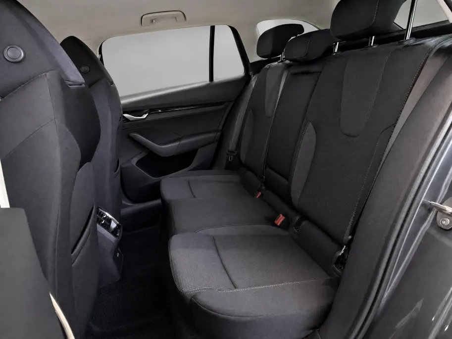 Škoda Octavia combi Business Edition 1.5 TSI 85 kW / 115 PK Combi 6 ve | Trekhaak | Sunset | 1000,- inruilpremie