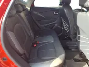 Renault Captur 0.9 TCe Xmod airco (automatisch) , navi , trekhaak , stoelverwarming , cruise , tel , usb , lm velgen .