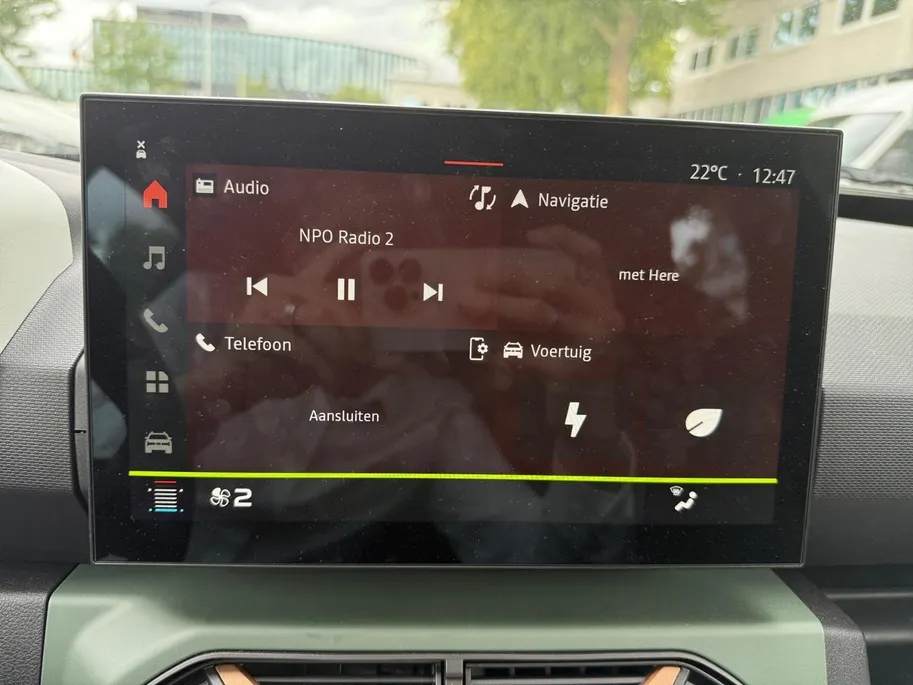 Dacia Spring Extreme 65 26.8 kWh AUTOMAAT CAMERA CRUISE CONTROL APPLE CARPLAY ANDROID AUTO ZEER MOOIE AUTO METEEN RIJDEN