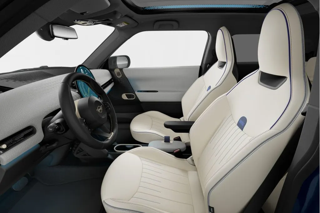 MINI Cooper 3-deurs Electric E Favoured L 40.7 kWh