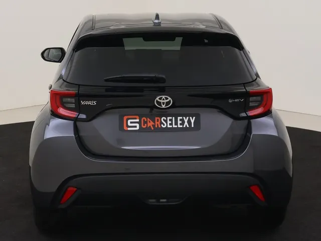 Toyota Yaris 1.5 Hybrid 115 Dynamic