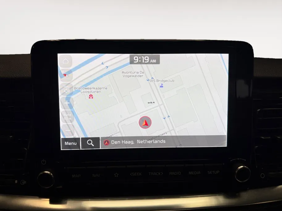 Kia Stonic 1.0 T-GDi MHEV GT-PlusLine Meest luxe uitvoering | 1e Eigenaar | Panorama dak | Dealer onderhouden | Cruise Control Adaptief | Carplay | Metallic lak | Fabrieksgarantie t/m 10-5-2030 + 3x 1 jaar* | NAP