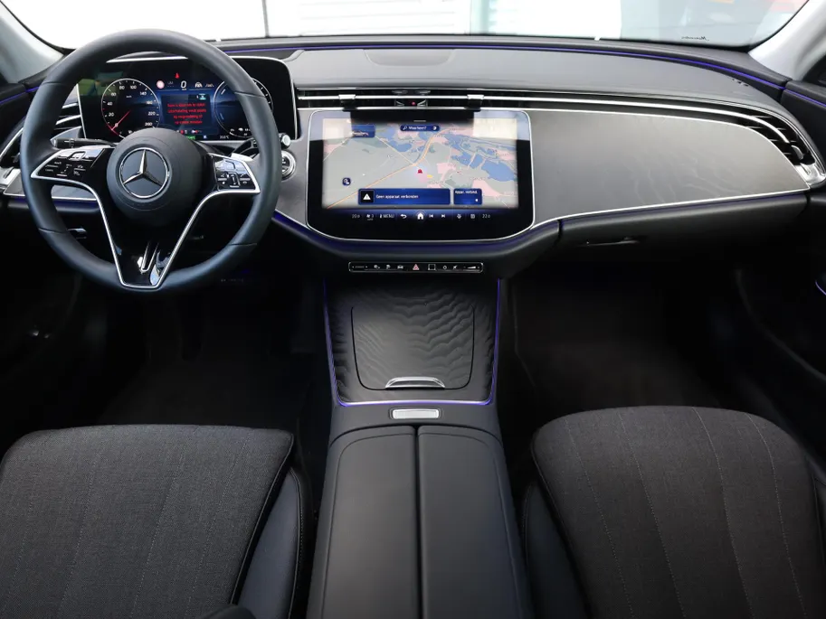 Mercedes-Benz E-Klasse 300 e Luxury Line