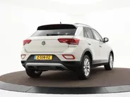 Volkswagen T-Roc 1.0 TSI 110pk Life · Camera · Apple/Android Car Play · Parkeer assistent · ACC · Clima · Draadloze Telefoonlader · Elek. Inklapbare Spiegels · Garantie t/m 28-03-2028 of 100.000km