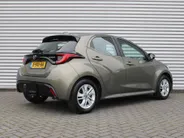 Mazda 2 Hybrid 1.5 Agile | Comfort pakket | Trekhaak | CarPlay | Camera | Stuur-/stoelverwarming | Cruise adapt. | 15' LM |