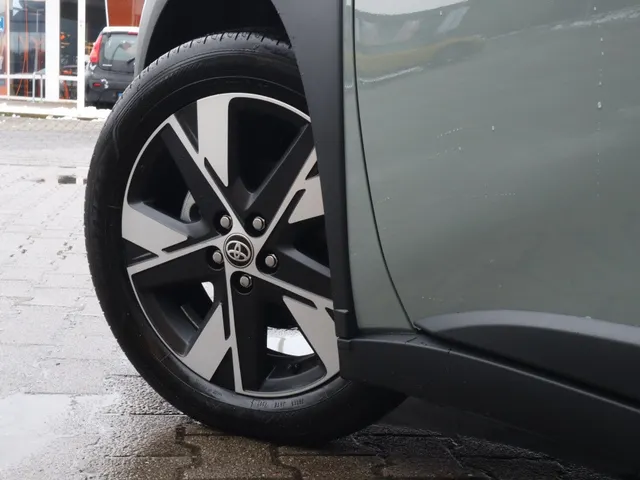 Toyota Aygo X Hybrid 115 pulse Bi-Tone