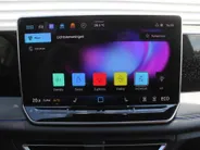 Volkswagen Tiguan 1.5 eHybrid R-Line Edition | Elek. trekhaak | Schuifdak | Stuur-/stoelverwarming + massage | Camera | 20' LM | HUD | LED | Dodehoek detectie | Nieuwstaat | BTW auto |