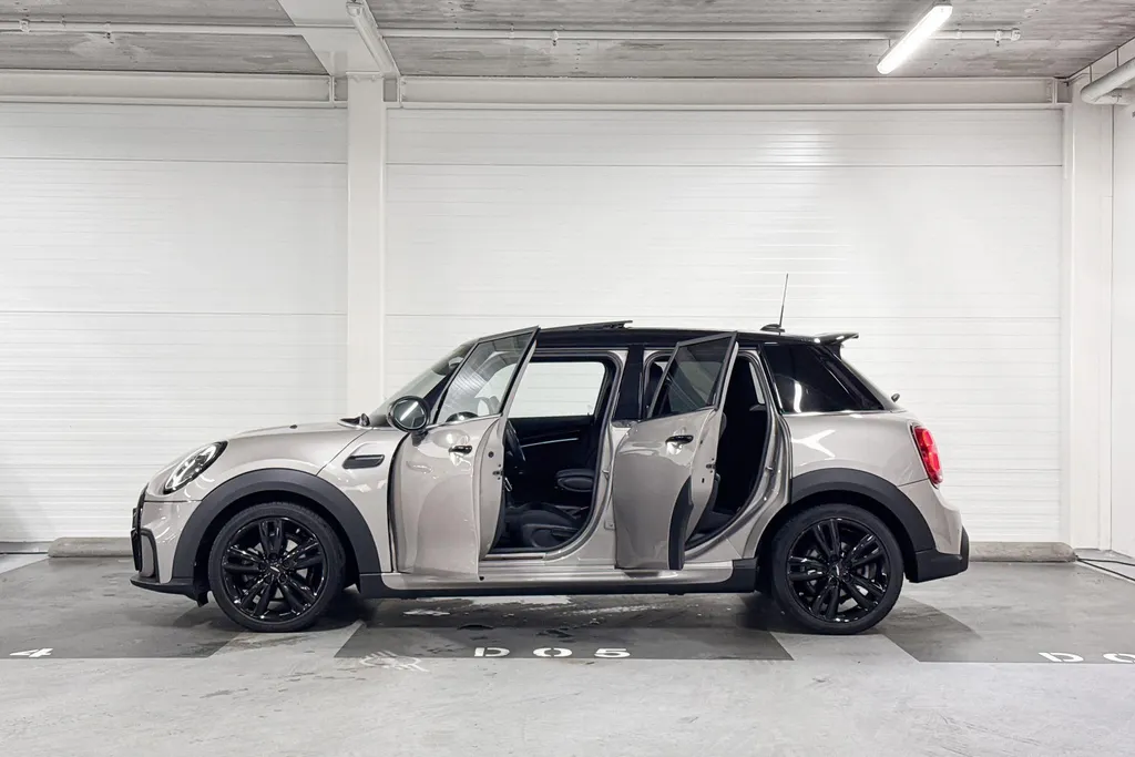 MINI Cooper 5-deurs Cooper John Cooper Works