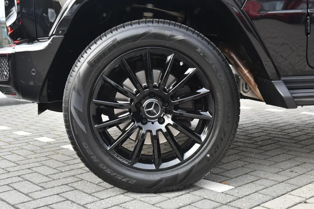 Mercedes-Benz G-Klasse 500
