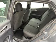 Kia Sportage 1.6 T-GDi MHEV DynamicLine Edition | Stoel- en stuurverwarming | Achteruitrijcamera | Parkeersensoren voor- en achter | Apple/Android Carplay | Navi | Climate control | Cruise control